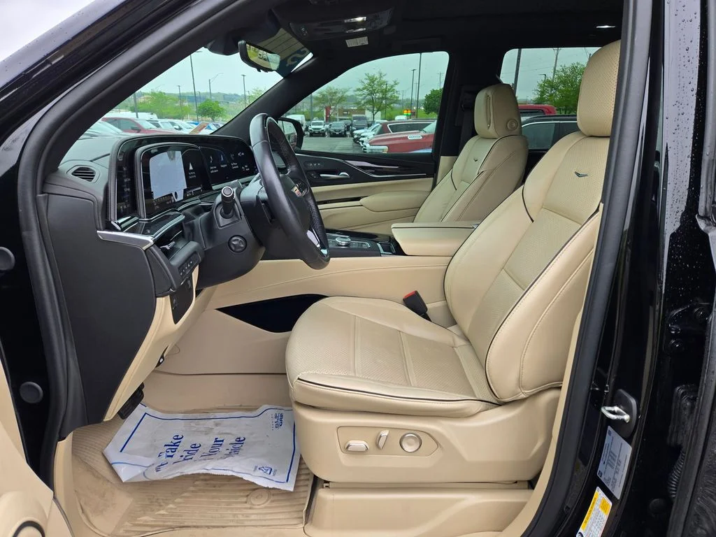 Used 2023 Black Cadillac Premium Luxury image 17