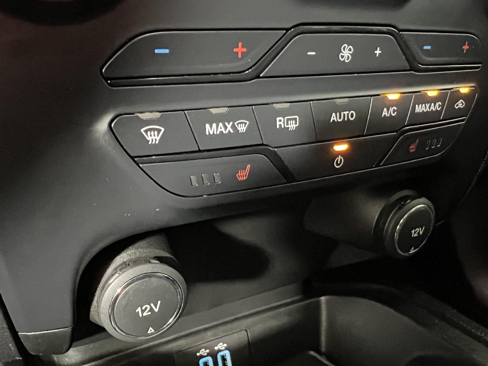 Used 2021 Shadow Black Ford  image 7
