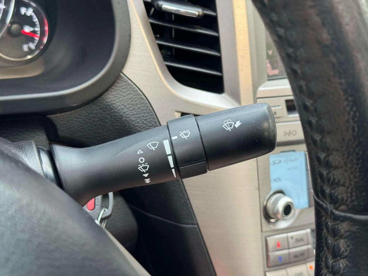 Used 2013 Graphite Gray Metallic Subaru 2.5i Limited image 30