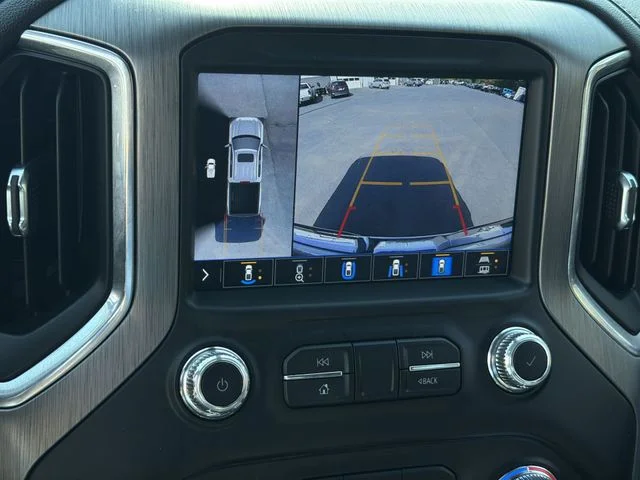 Used 2020 White GMC Denali image 25
