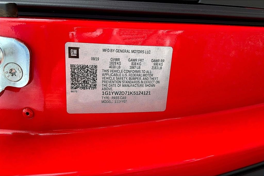 Used 2019 Red Chevrolet Grand Sport image 21