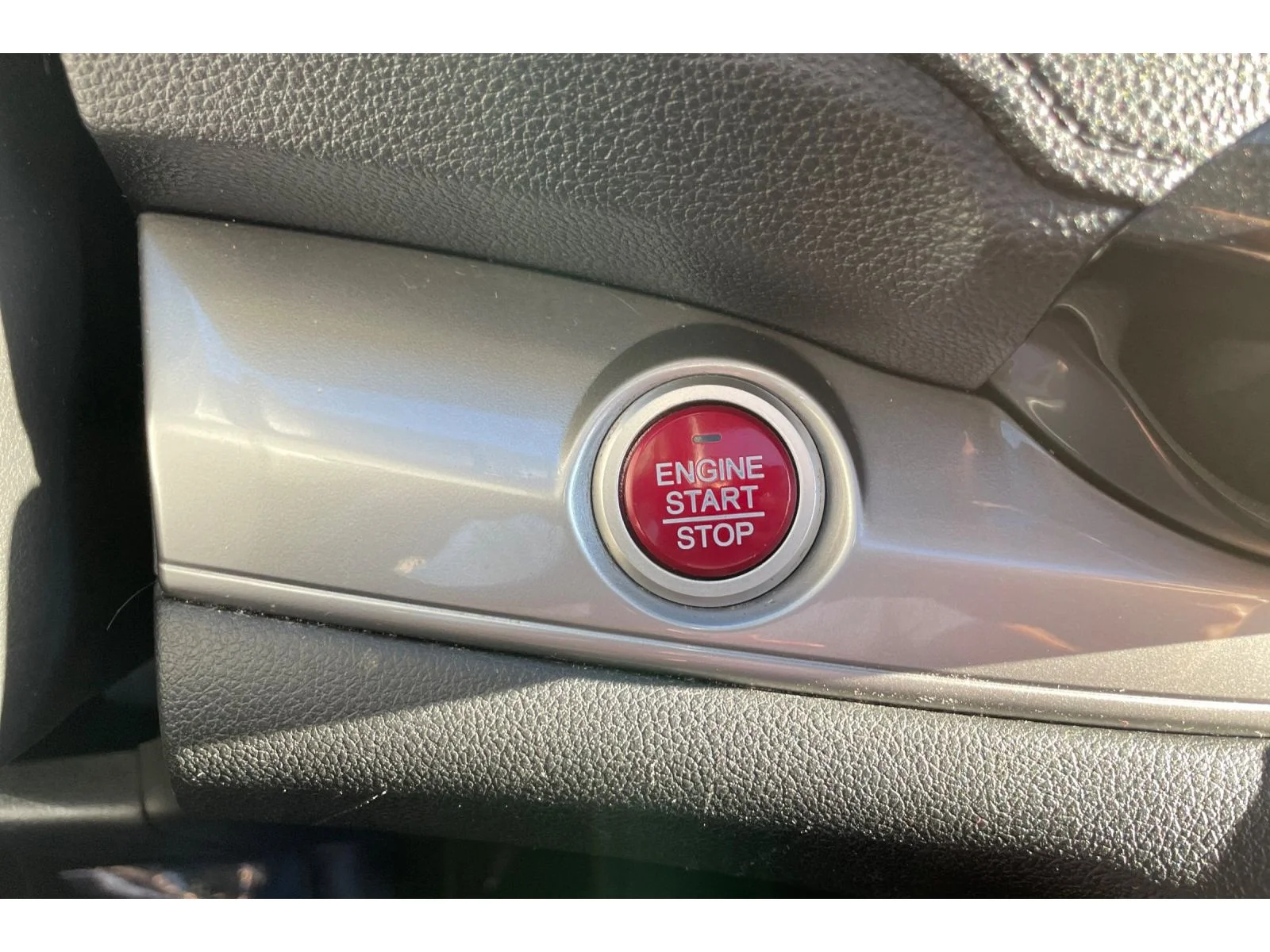 Used 2015 White Diamond Pearl Honda EX image 33