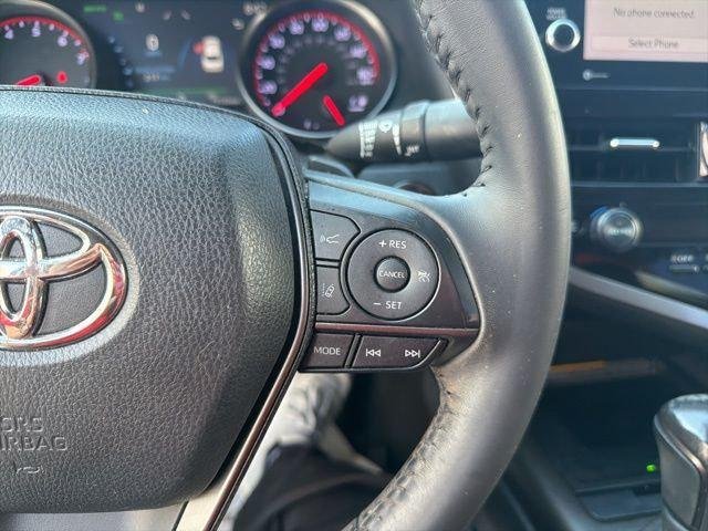 Certified Used 2021 MID BLK/WIND CHILL Toyota  image 36