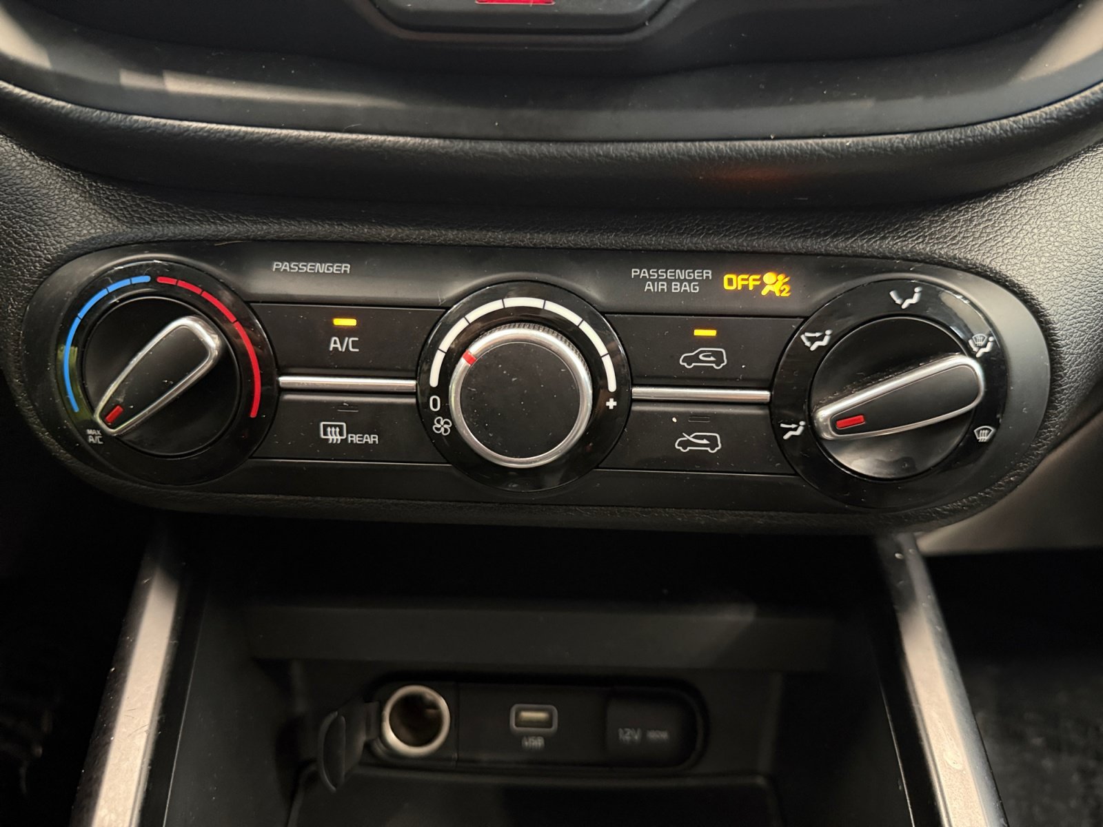 Used 2023 Fusion Black Kia LX image 19