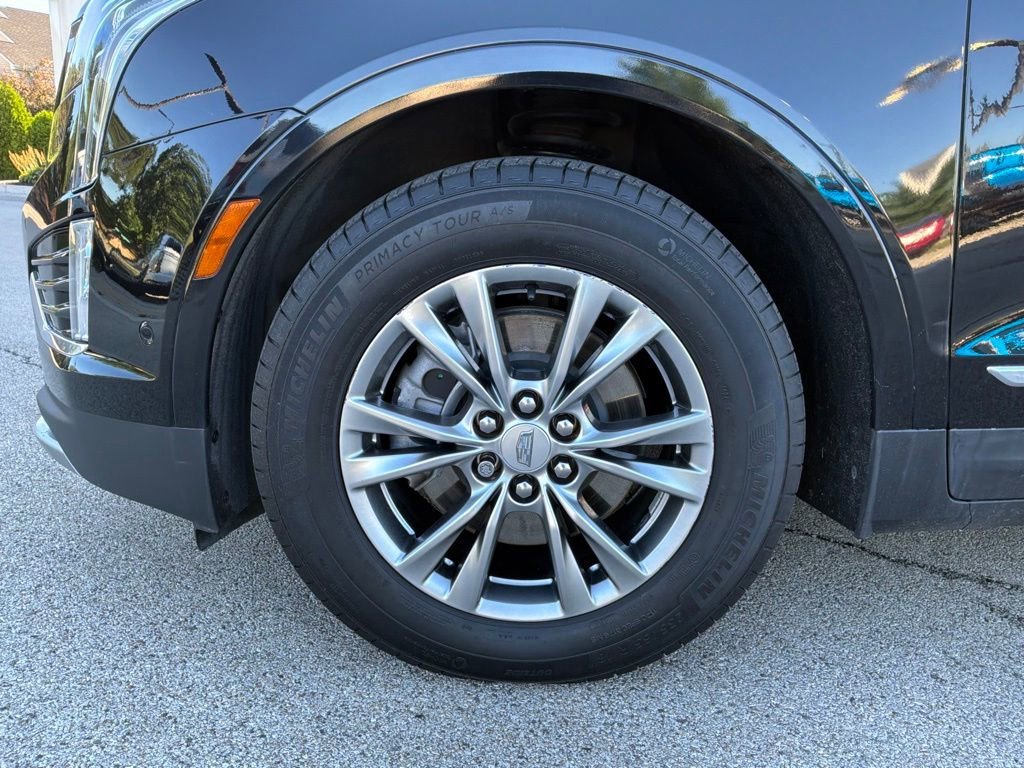 Used 2023 Stellar Black Metallic Cadillac Premium Luxury image 10