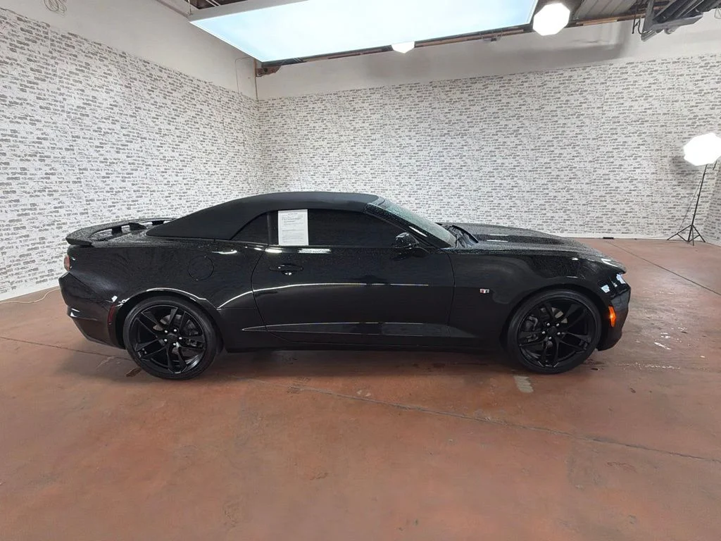 Used 2023 Black Chevrolet 2LT image 8