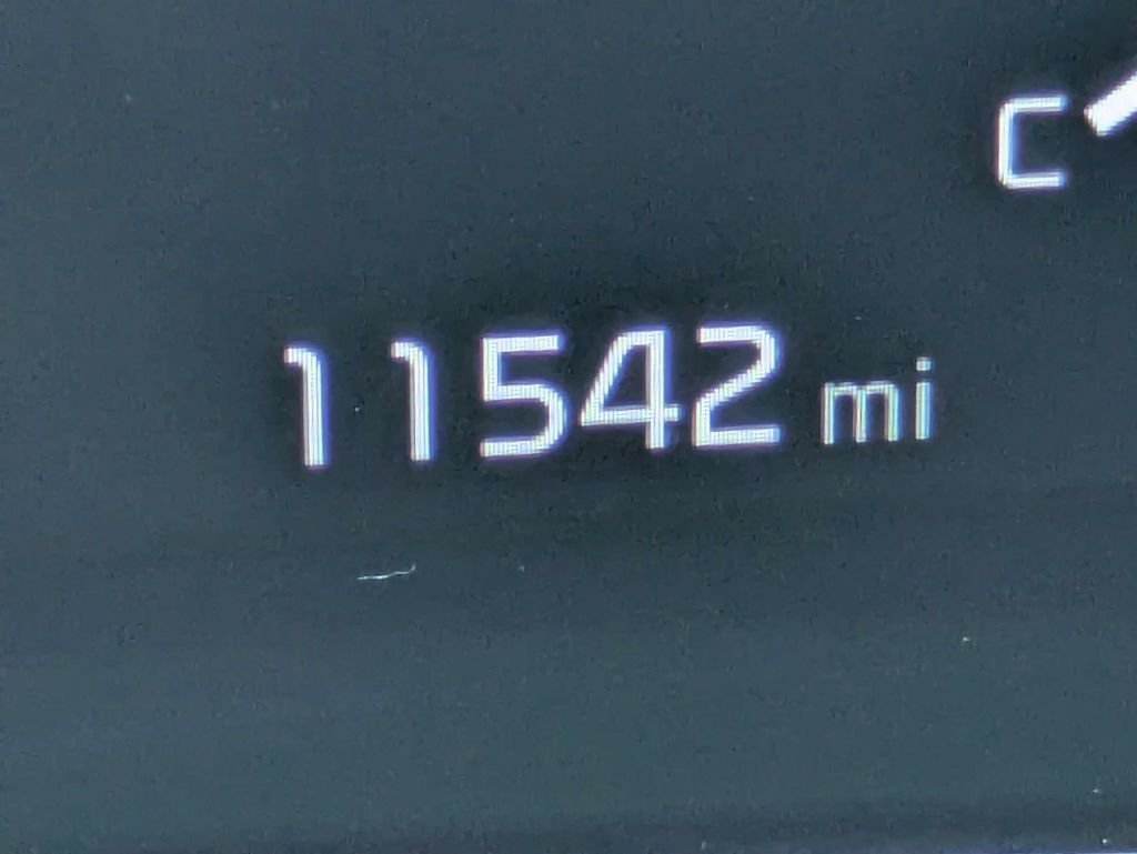 Used 2025 Gray Kia SX X-Line image 35