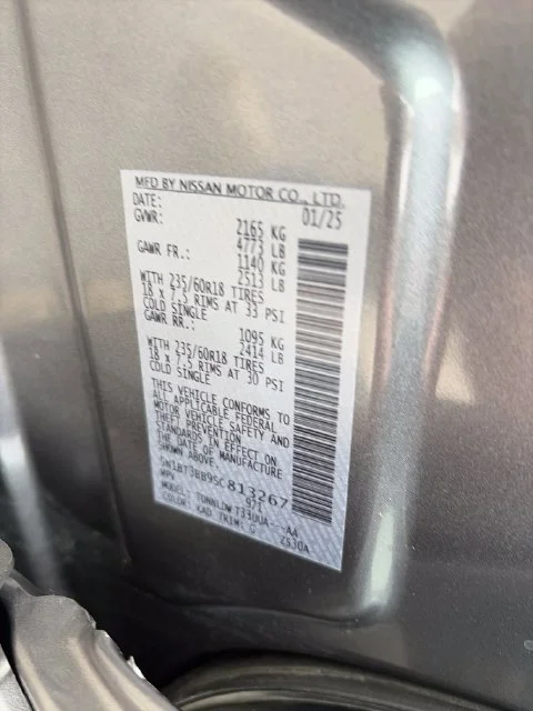 2025 Nissan Rogue SV - Photo 29