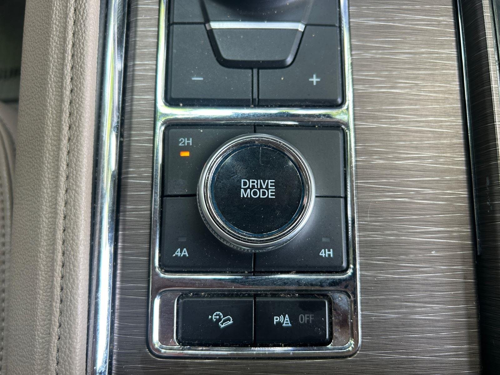 Used 2024 Agate Black Ford Limited image 21