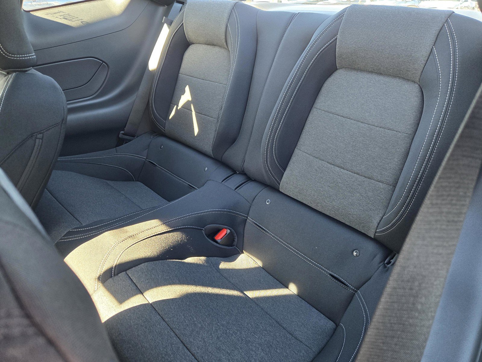 New 2026 Oxford White Ford EcoBoost® Fastback image 7