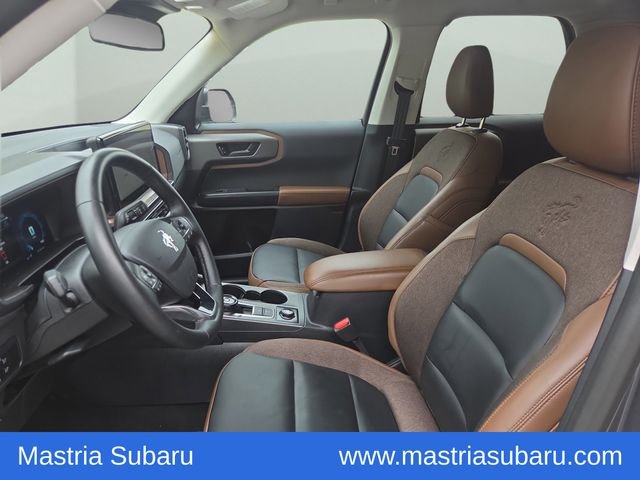 Used 2025 Gray Metallic Ford Outer Banks image 32
