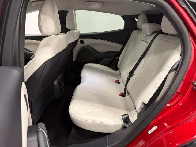 Used 2023 Red Ford Premium image 27