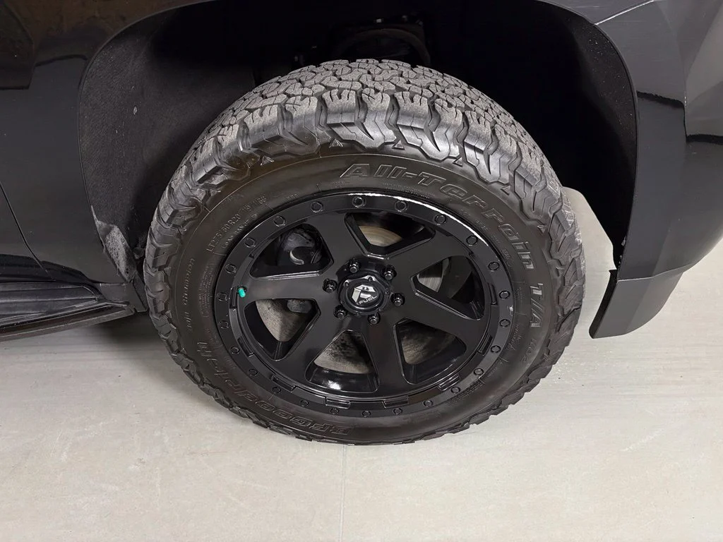 Used 2020 Black Chevrolet Premier image 12