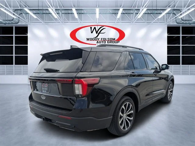 Used 2025 Black Ford ST-Line image 3
