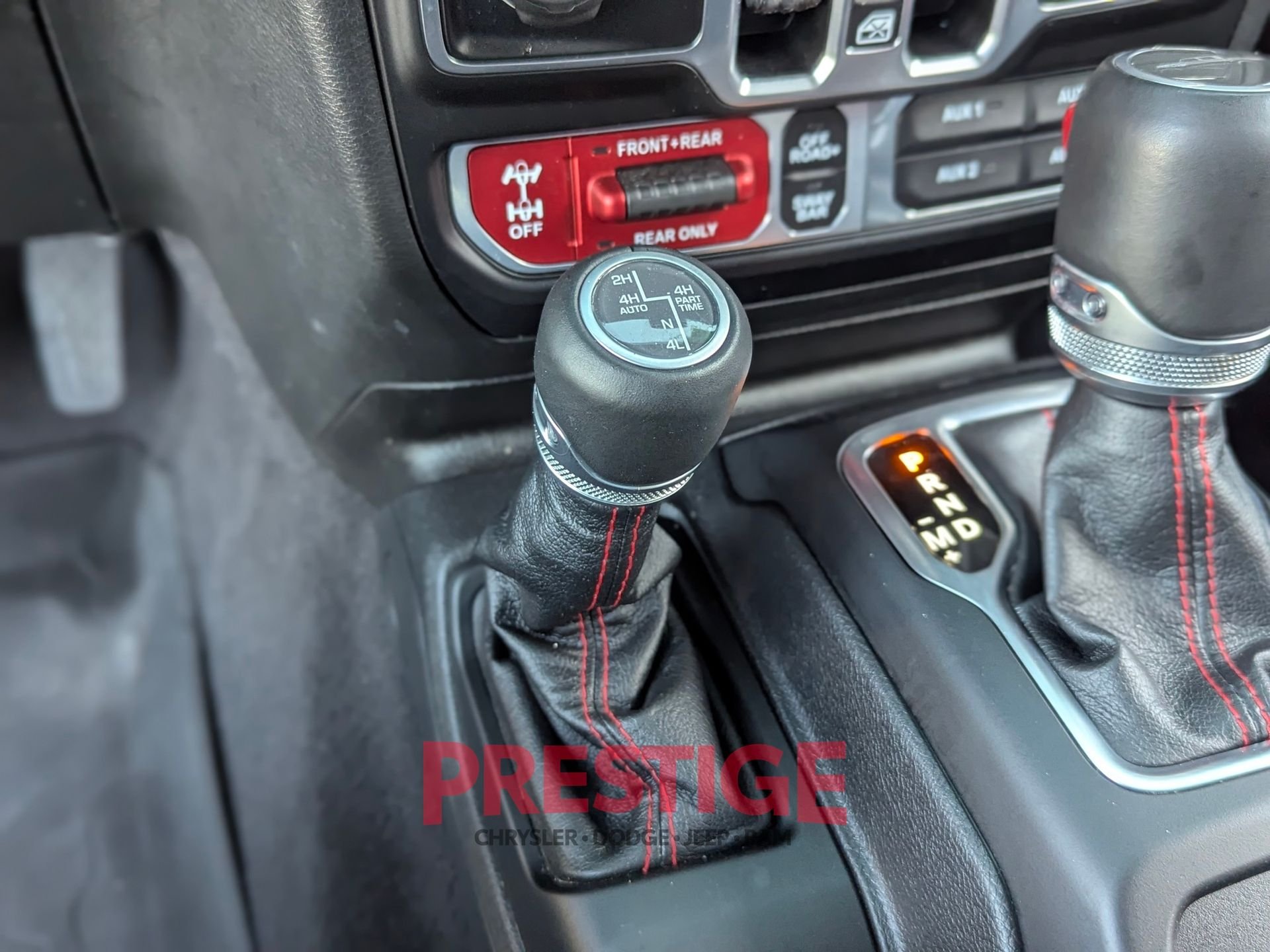 Used 2023 Silver Jeep Rubicon image 25