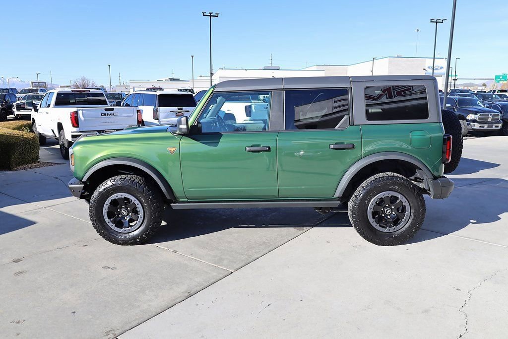 Used 2023 Green Ford Badlands image 3