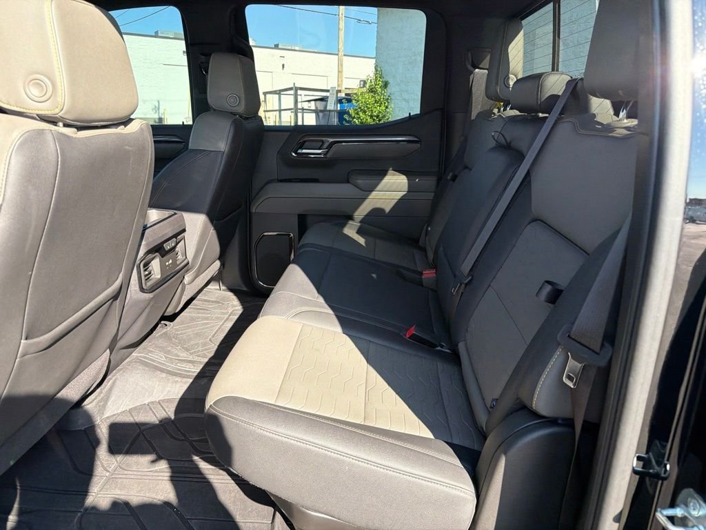 Used 2023 Black Chevrolet ZR2 image 17