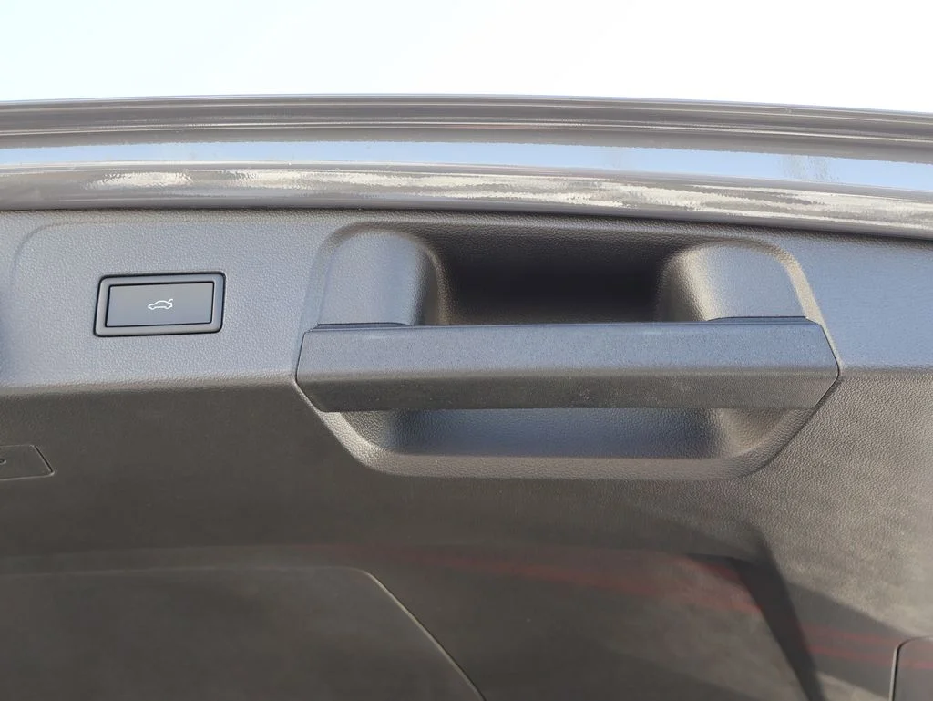 New 2026 Gray Volkswagen 2.0T Peak Edition image 15