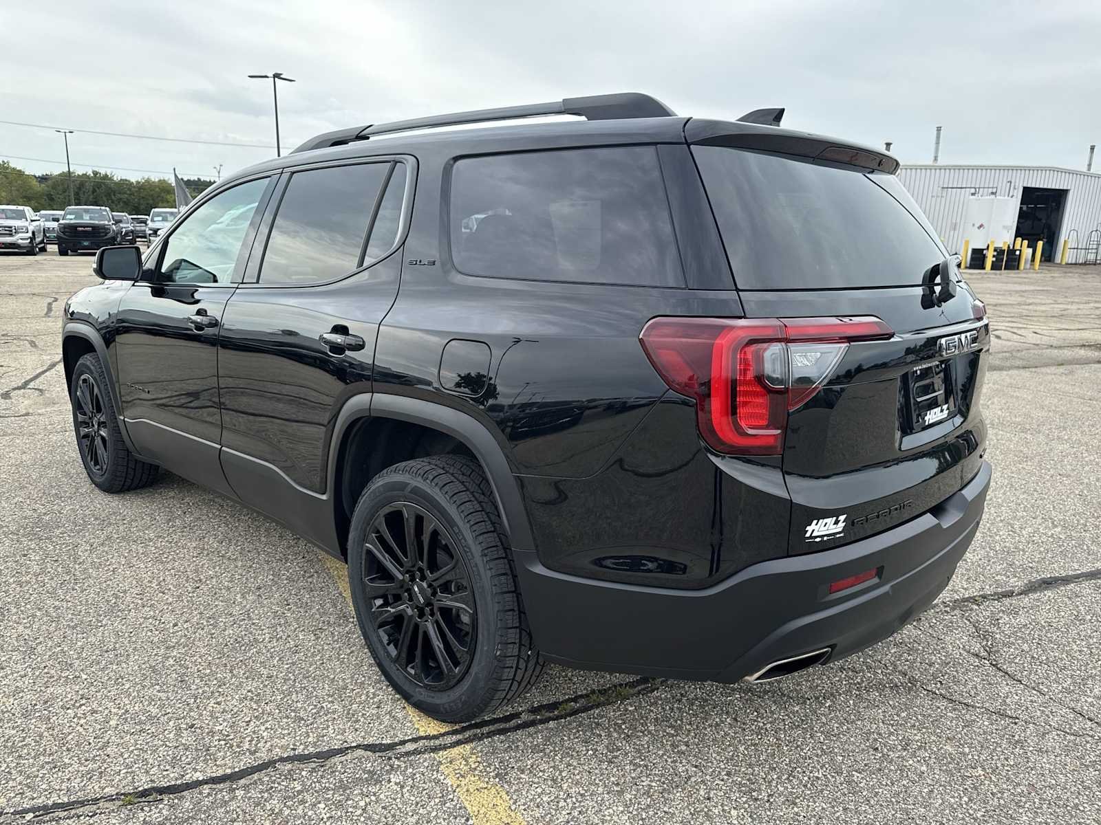 2023 GMC Acadia SLE - Photo 6