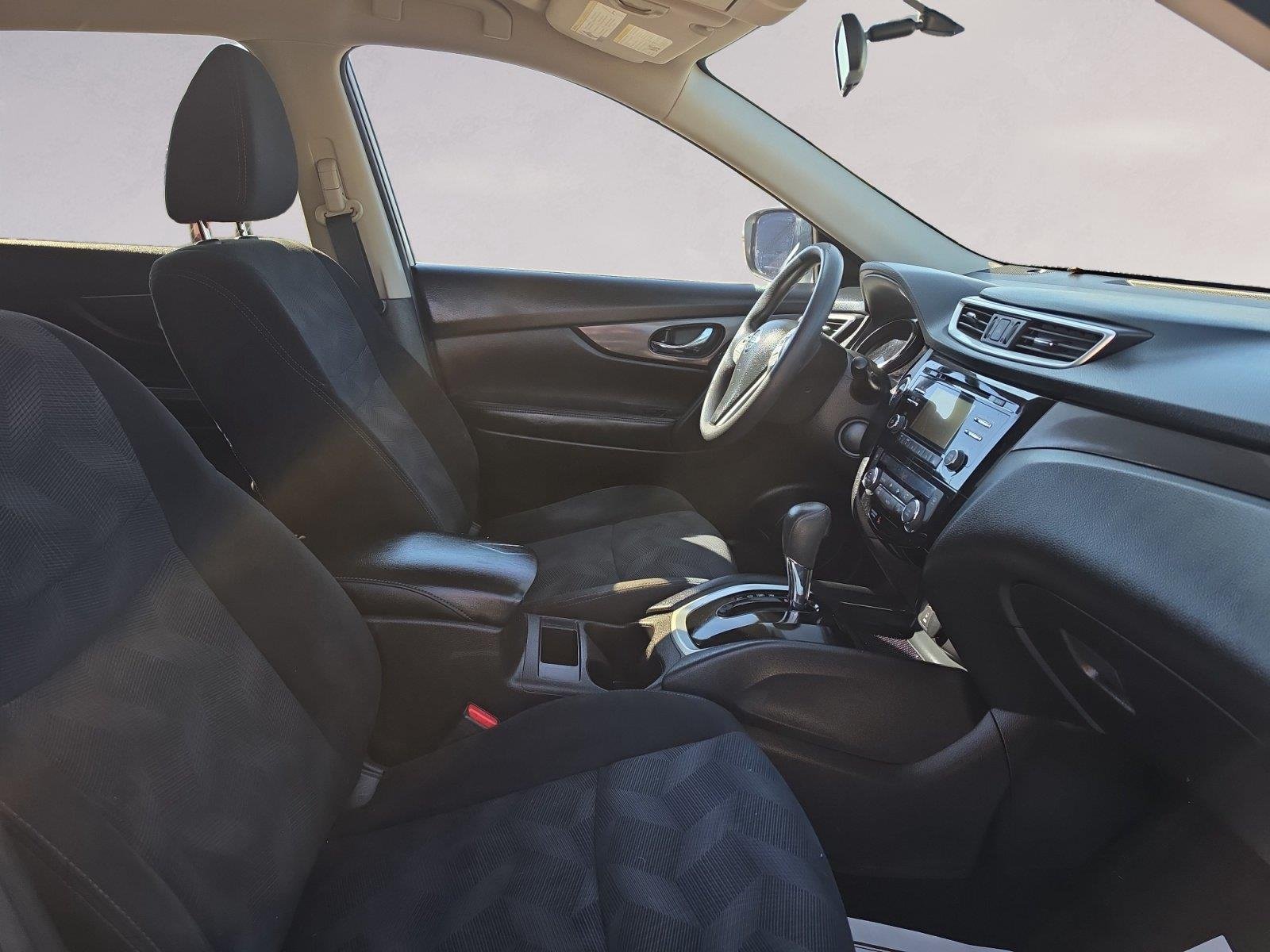 2015 Nissan Rogue SV - Photo 15