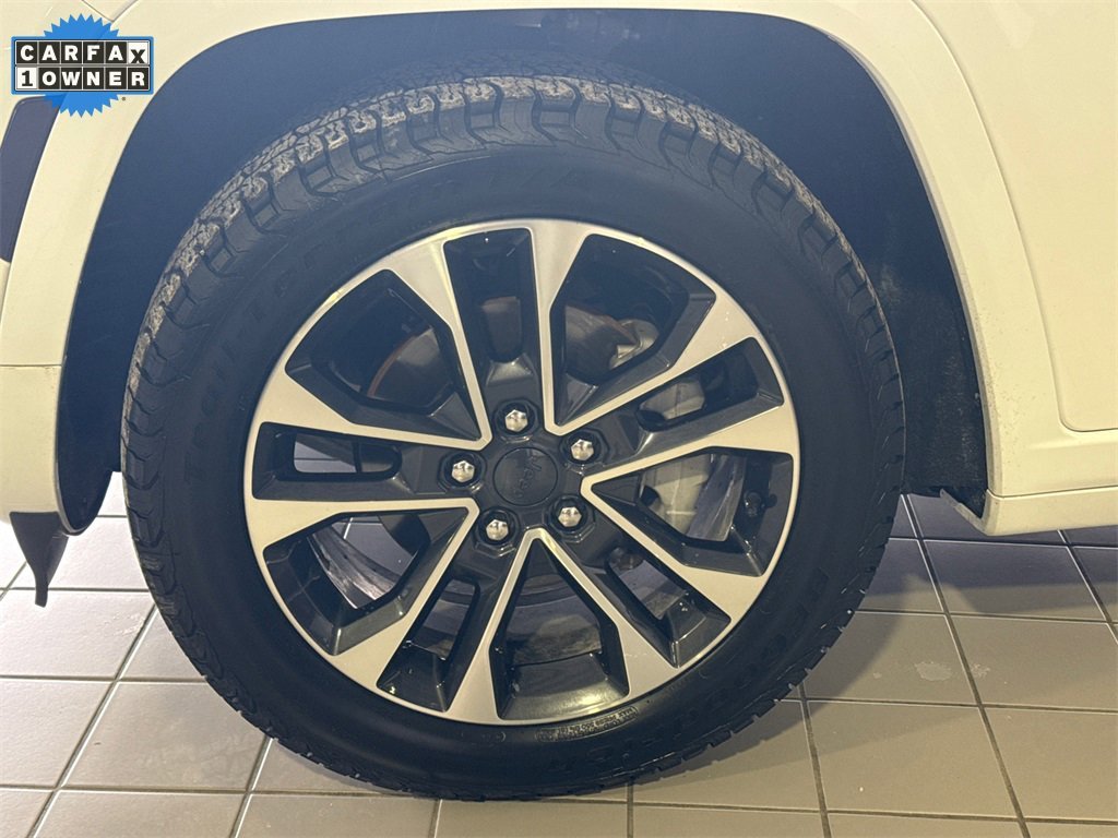 2023 JEEP GRAND CHEROKEE - Image 10