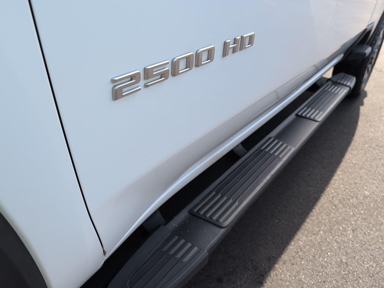 Used 2024 Summit White Chevrolet Custom image 12