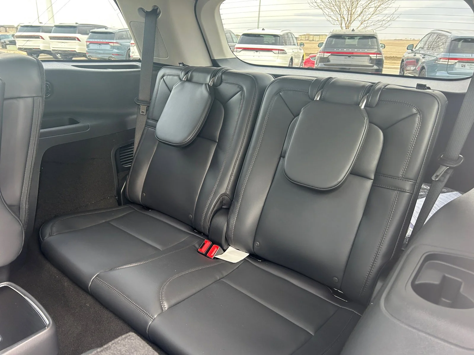 New 2026 Pristine White Metallic Tri-Coat Lincoln Reserve image 19
