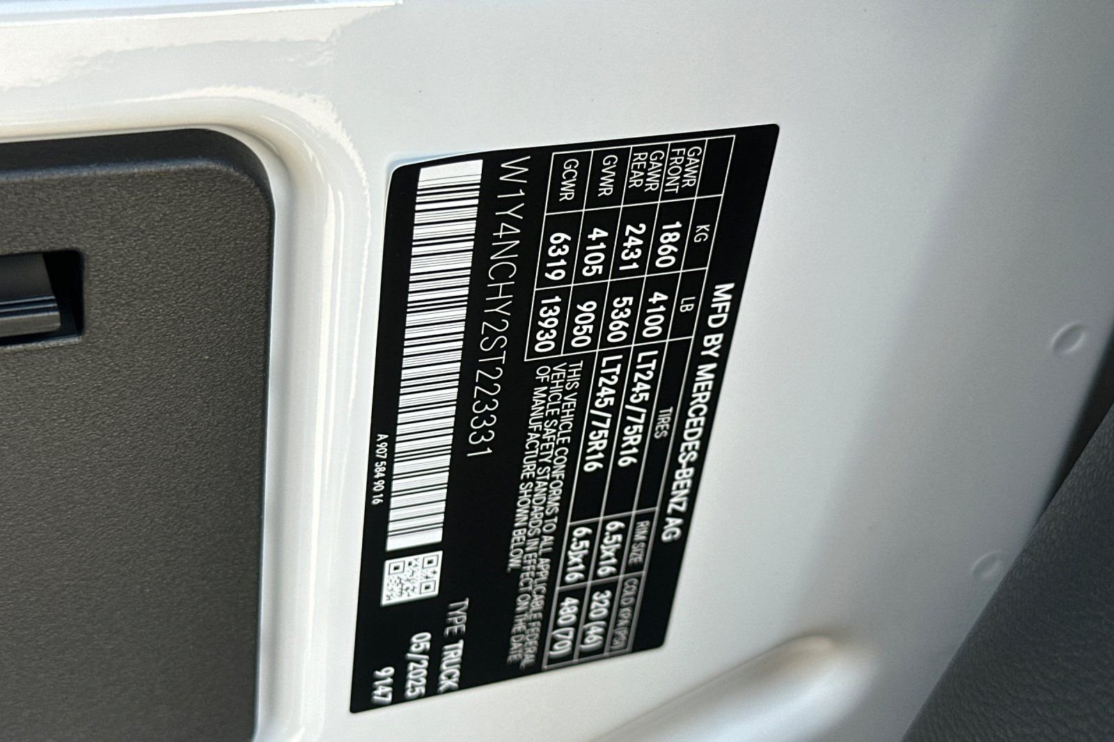 2025 Mercedes-Benz Sprinter Cargo Van Base - Photo 22