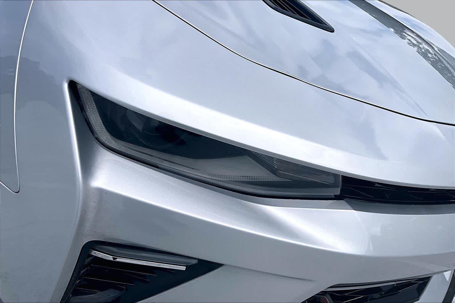 Used 2018 Silver Ice Metallic Chevrolet 2SS image 26