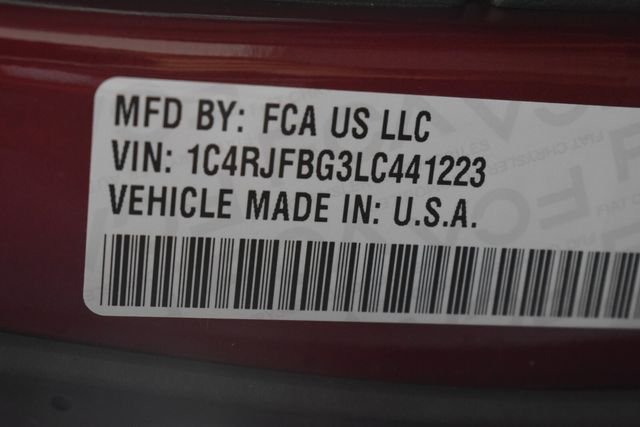 Used 2020 Red Jeep Limited X image 16