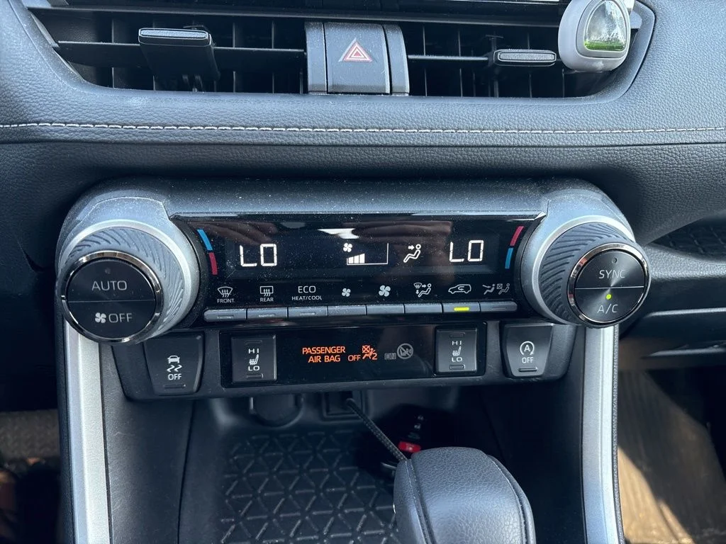 Used 2022 Black Toyota XLE image 20