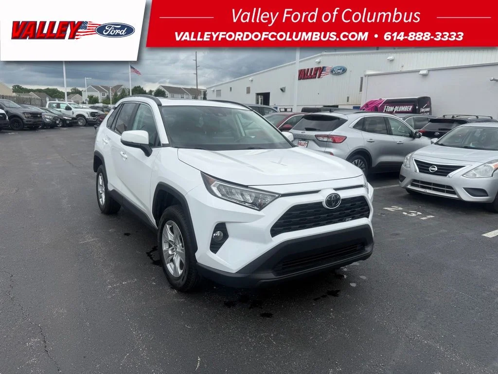 Used 2019 White Toyota XLE image 1