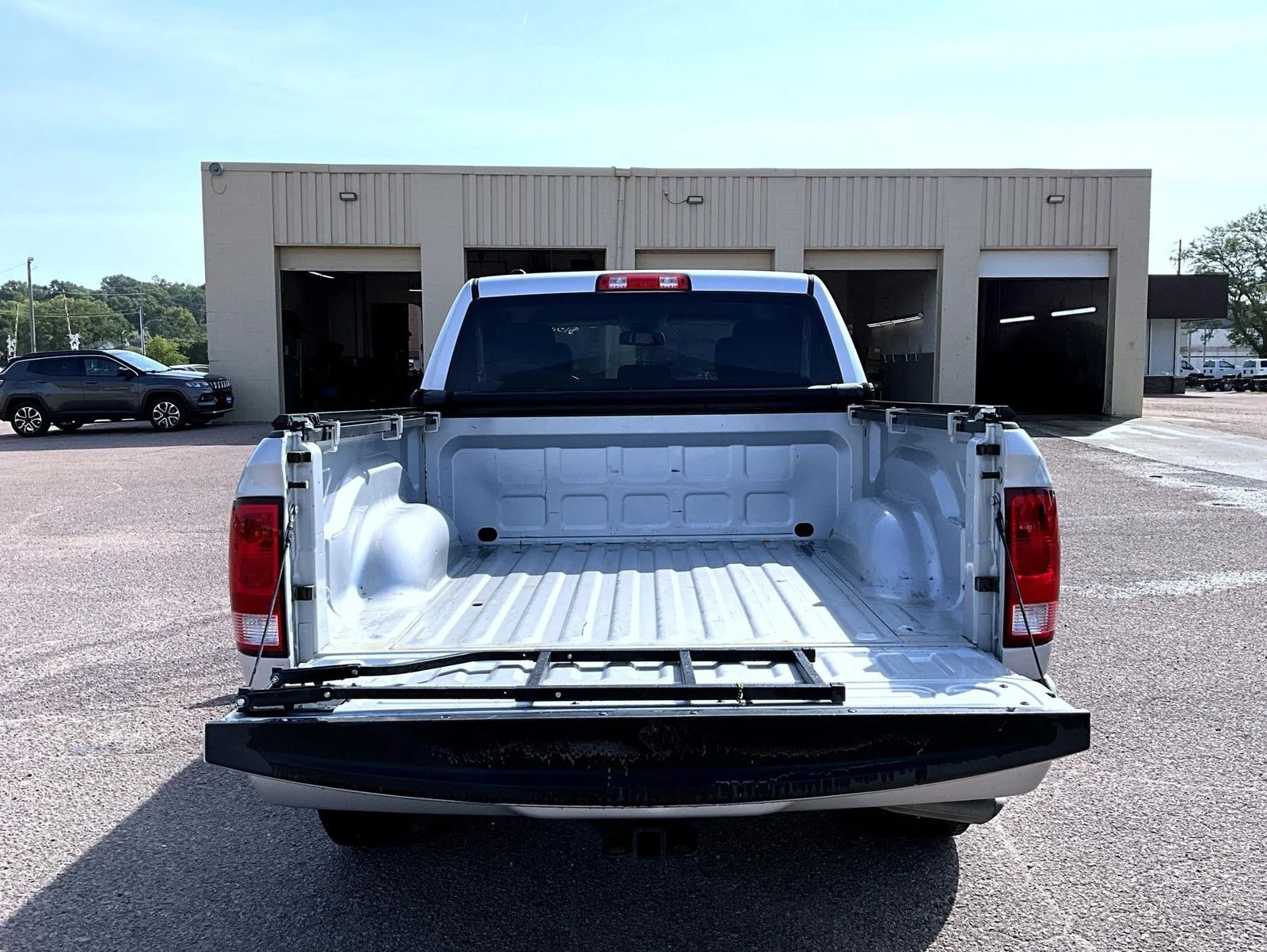 Used 2015 Silver Ram Express image 10
