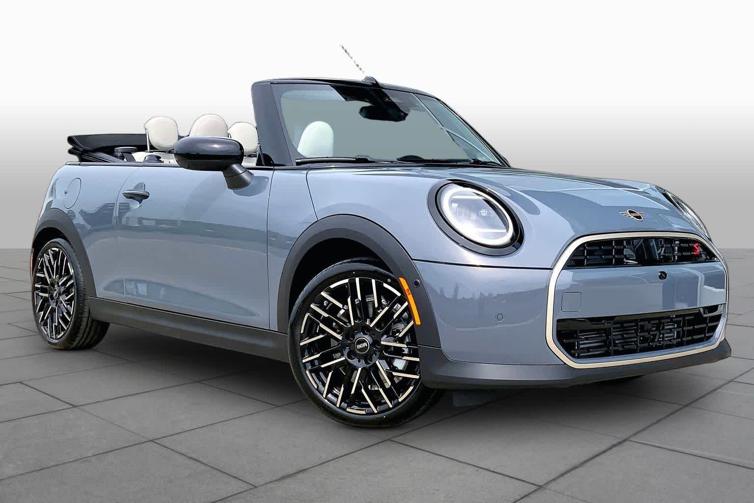 New 2026 Copper Grey Metallic MINI Iconic image 2