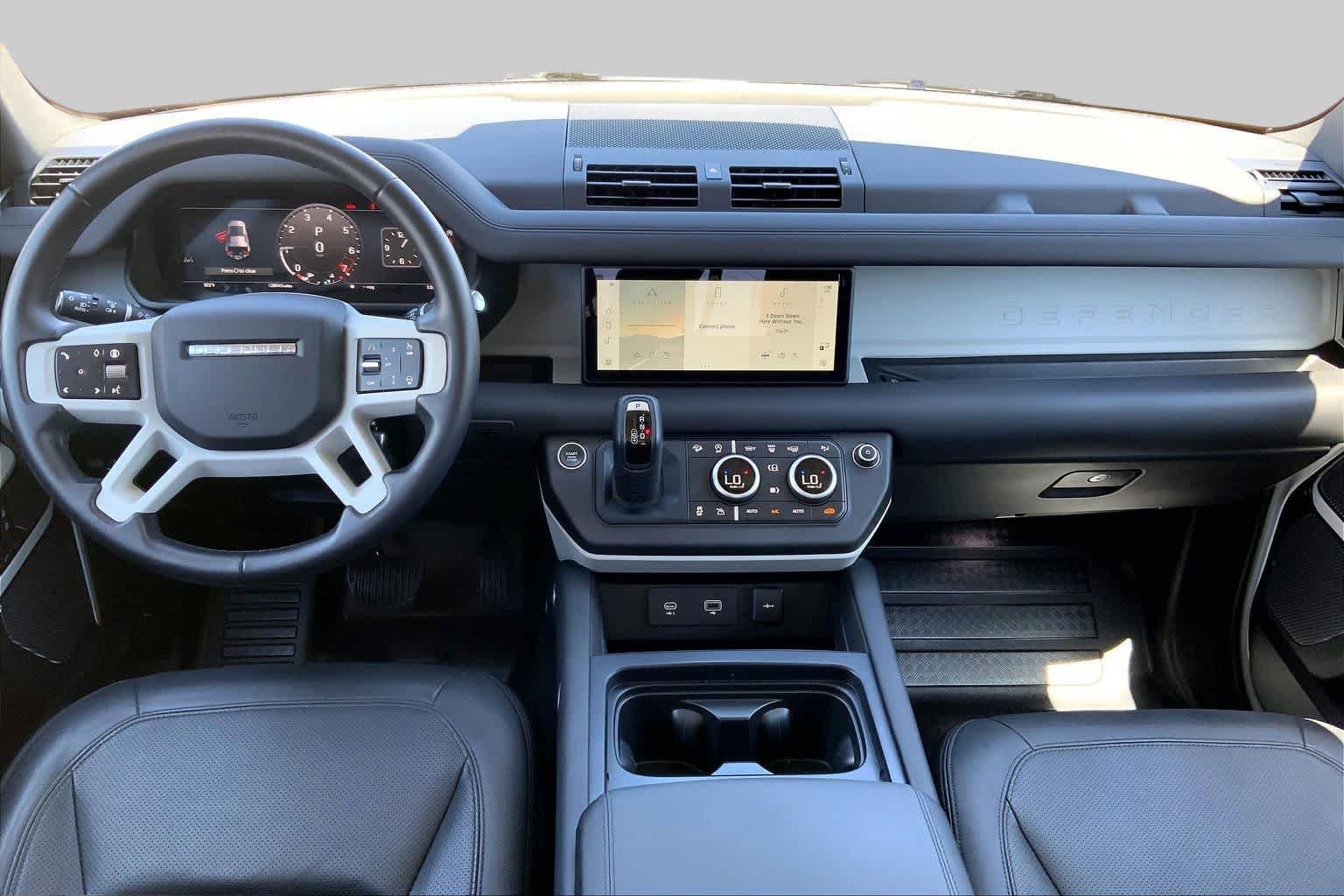 Used 2024 Fuji White Land Rover S image 15
