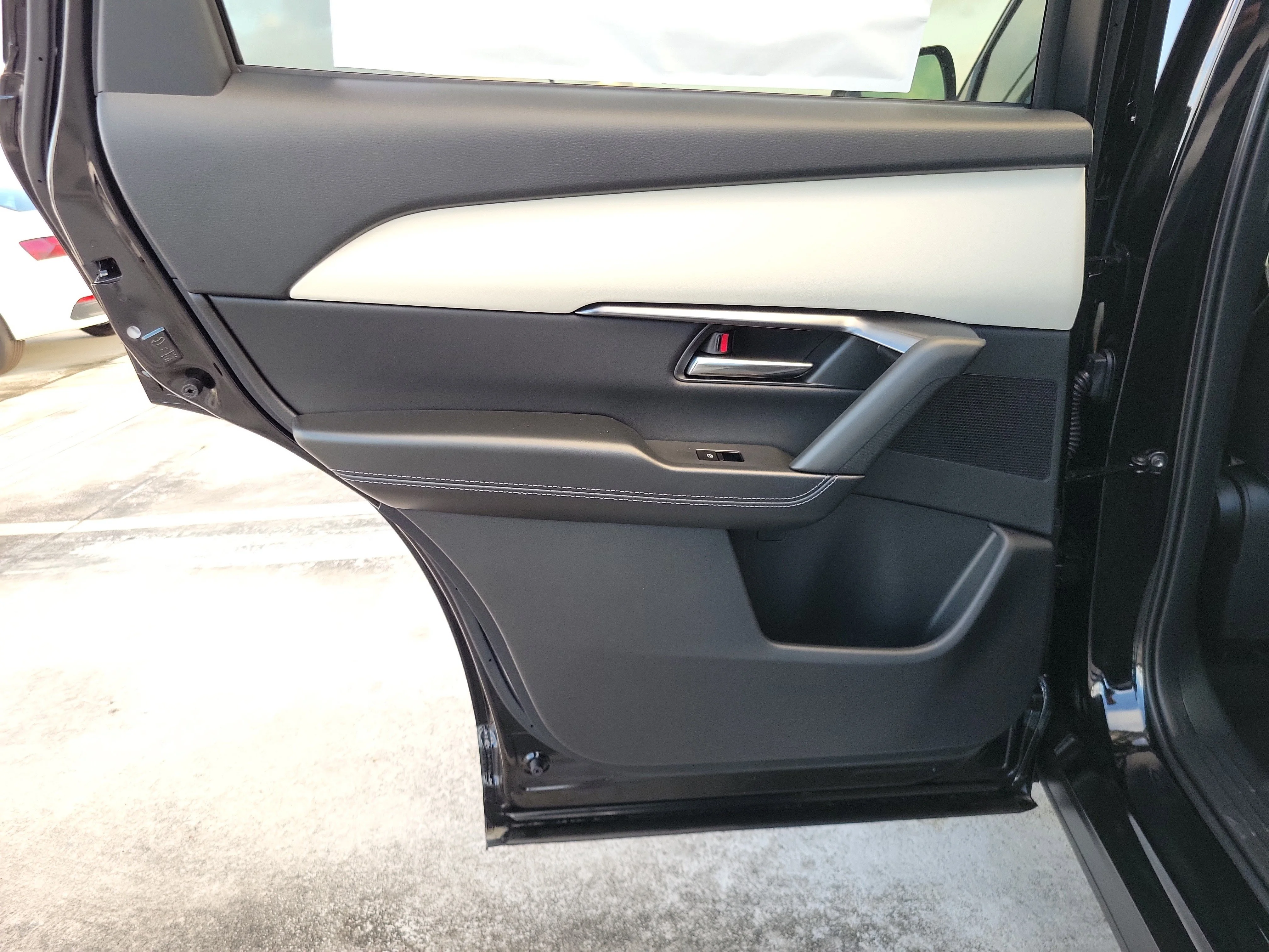 New 2026 Jet Black Mica Mazda 2.5 S Select AWD image 9