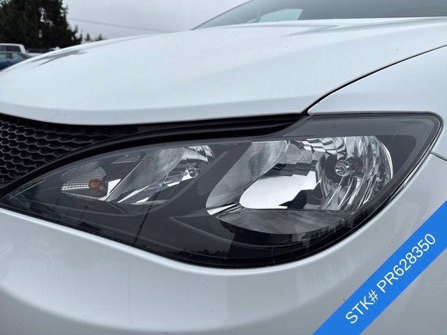 Used 2023 Bright White Clearcoat Chrysler LX image 4