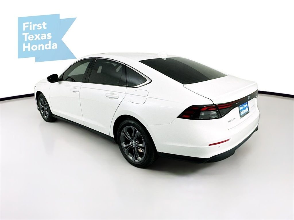New 2026 Platinum White Pearl Honda EX-L image 5