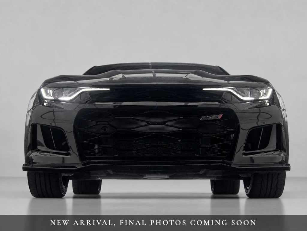 Used 2023 BLACK Chevrolet LT1 image 7