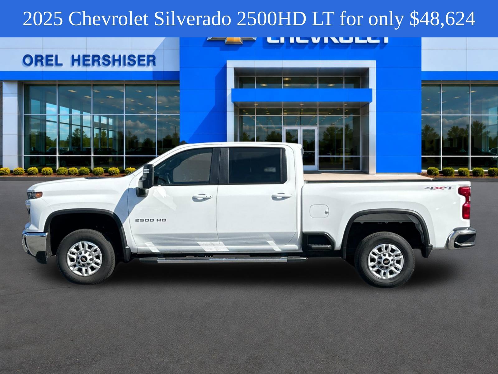 Used 2025 Summit White Chevrolet LT image 8