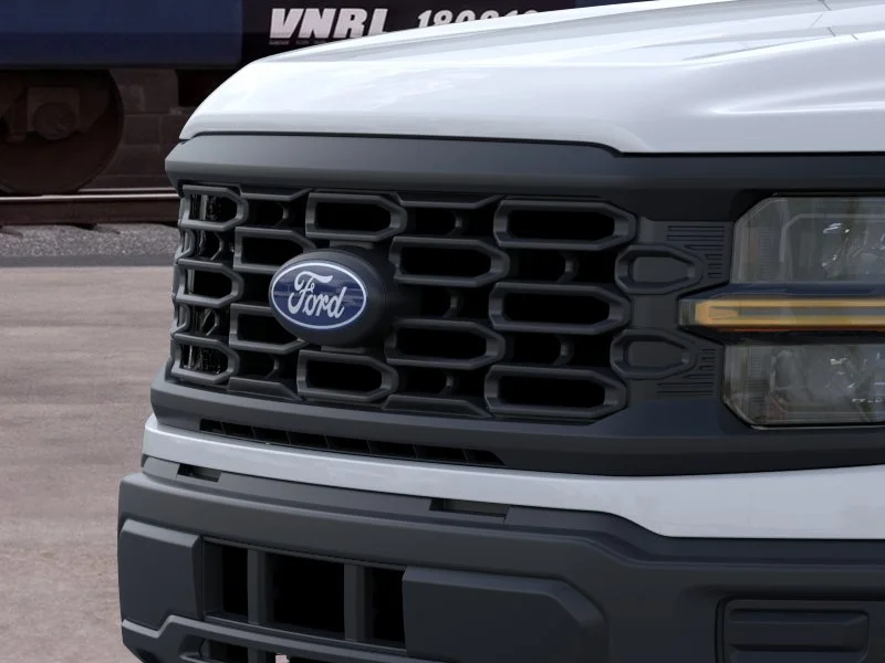 New 2026 Oxford White Ford XL image 17