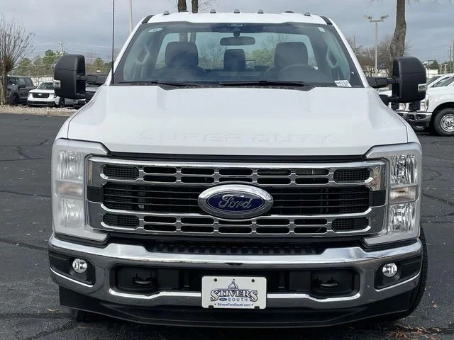 New 2026 Oxford White Ford F-350® XL image 23
