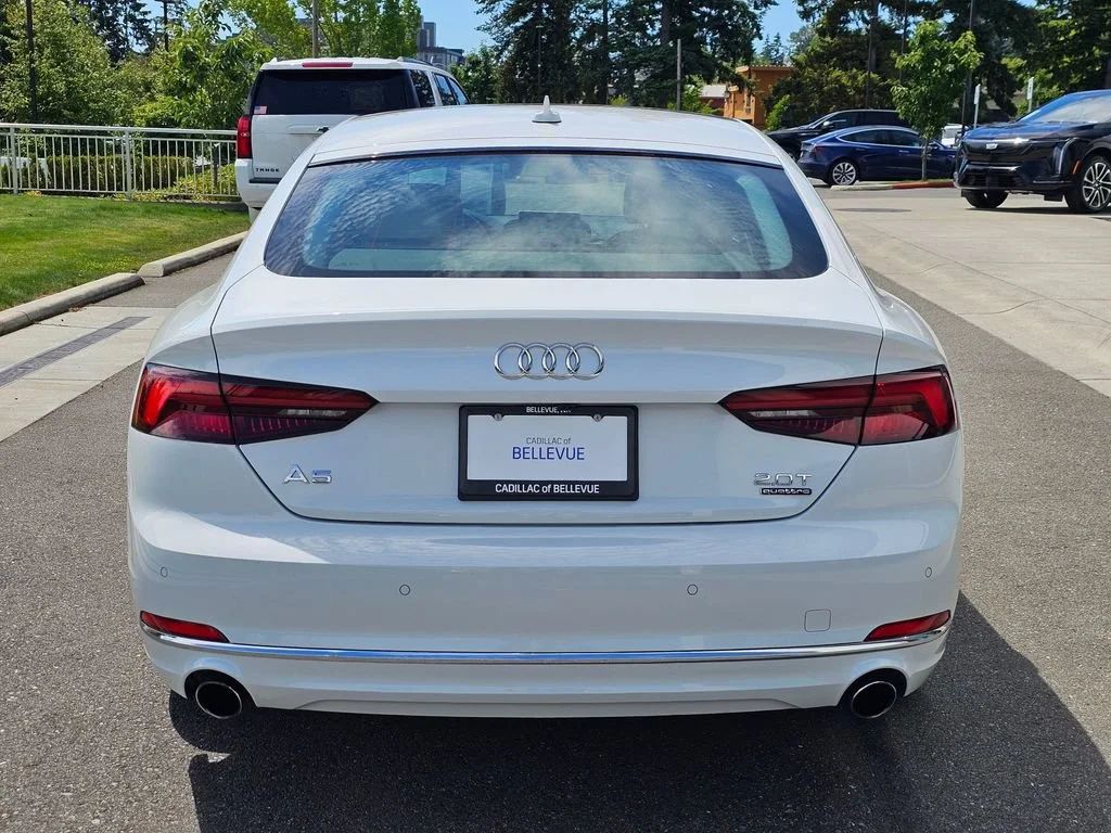 Used 2018  Audi Premium Plus image 4