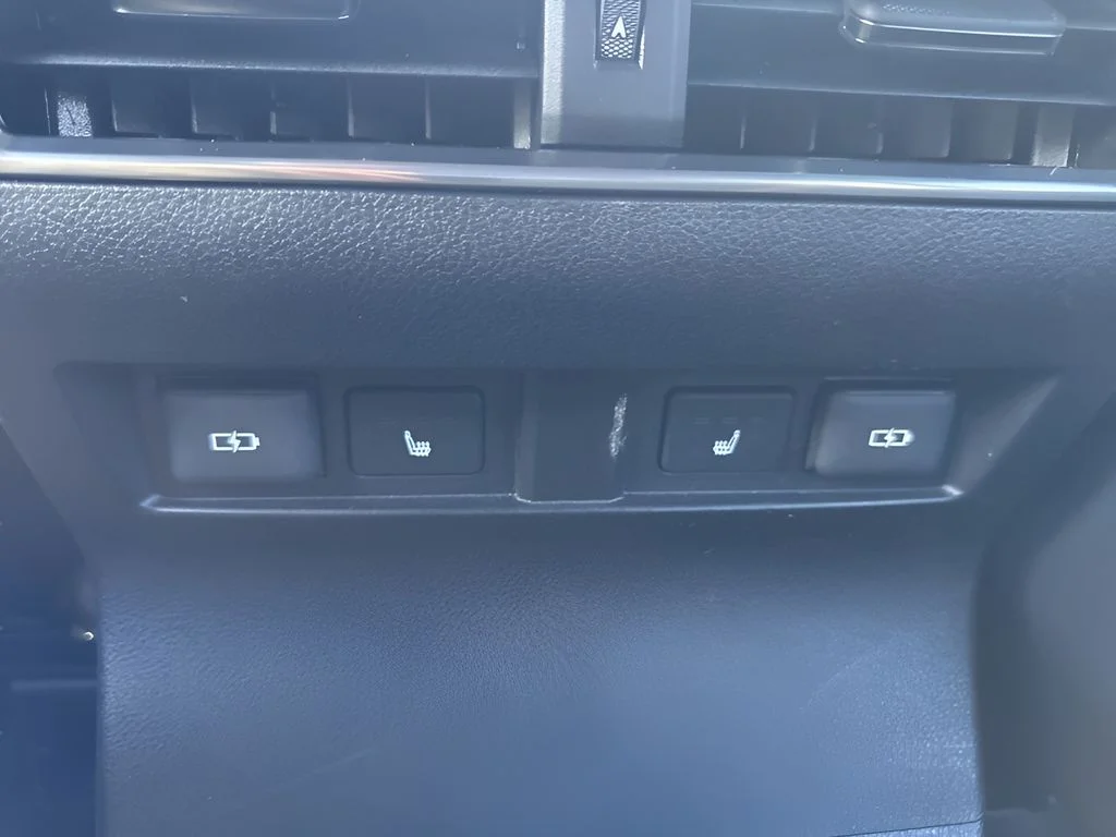 Used 2024  Lexus 550 Overtrail+ image 13