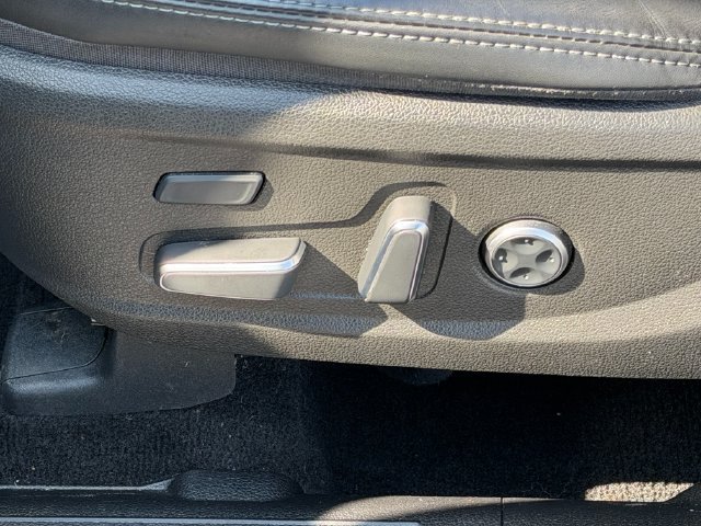Used 2023 Blue Hyundai Calligraphy image 31