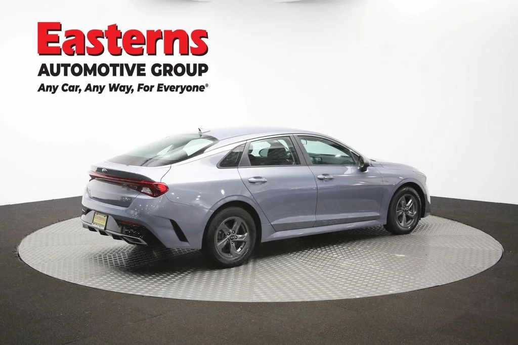 Used 2021 Silver Kia LXS image 40
