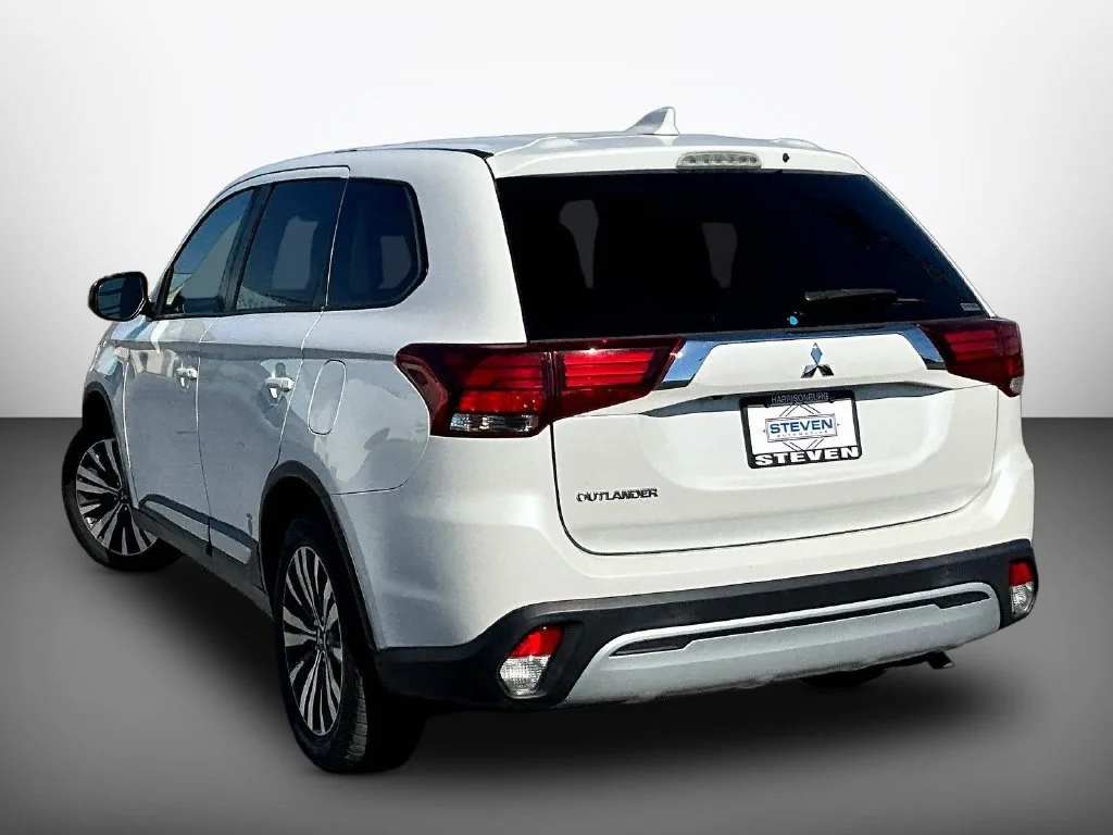 Used 2020 White Mitsubishi ES image 4