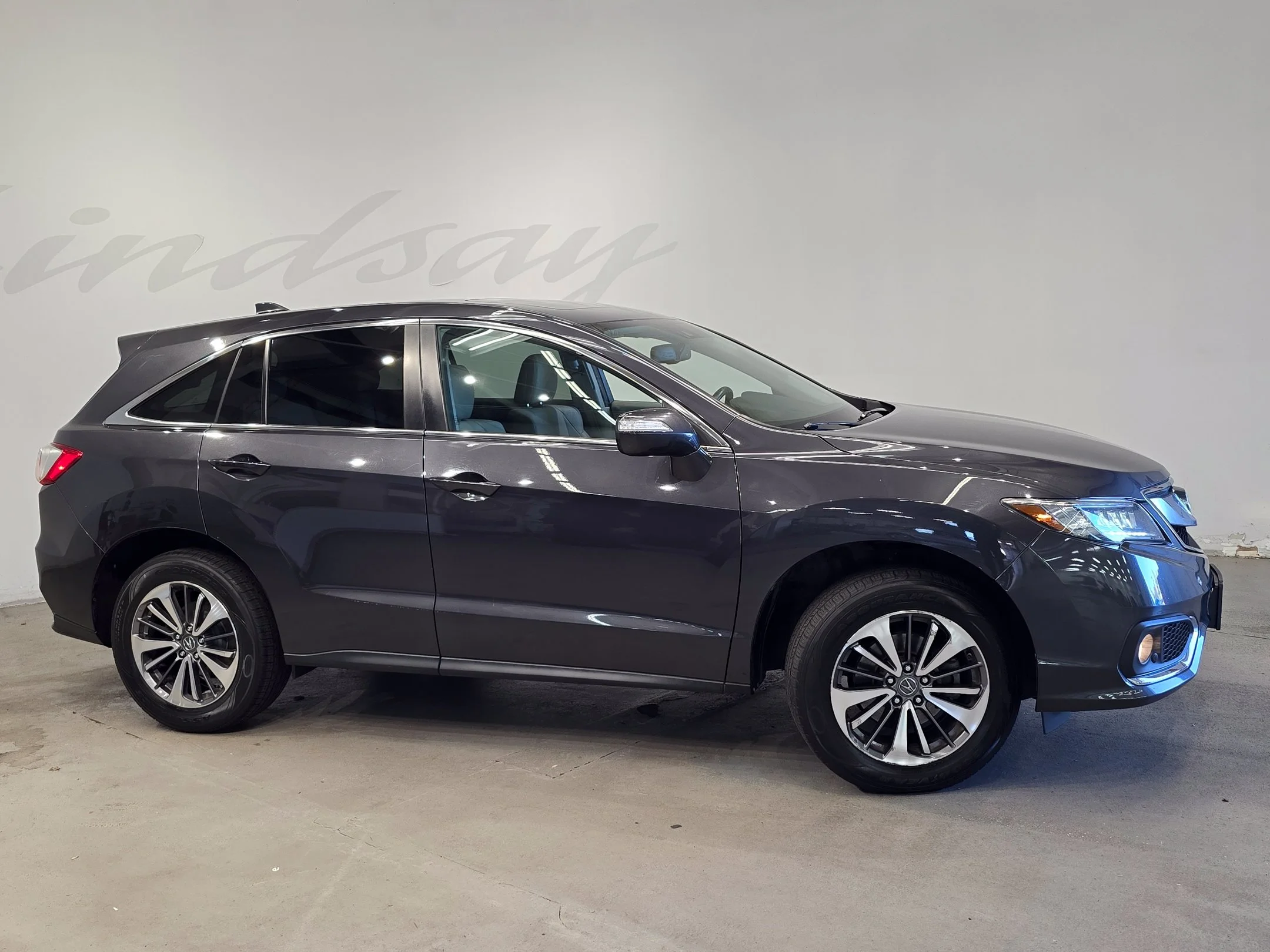 Used 2016 Graphite Luster Metallic Acura Base image 4