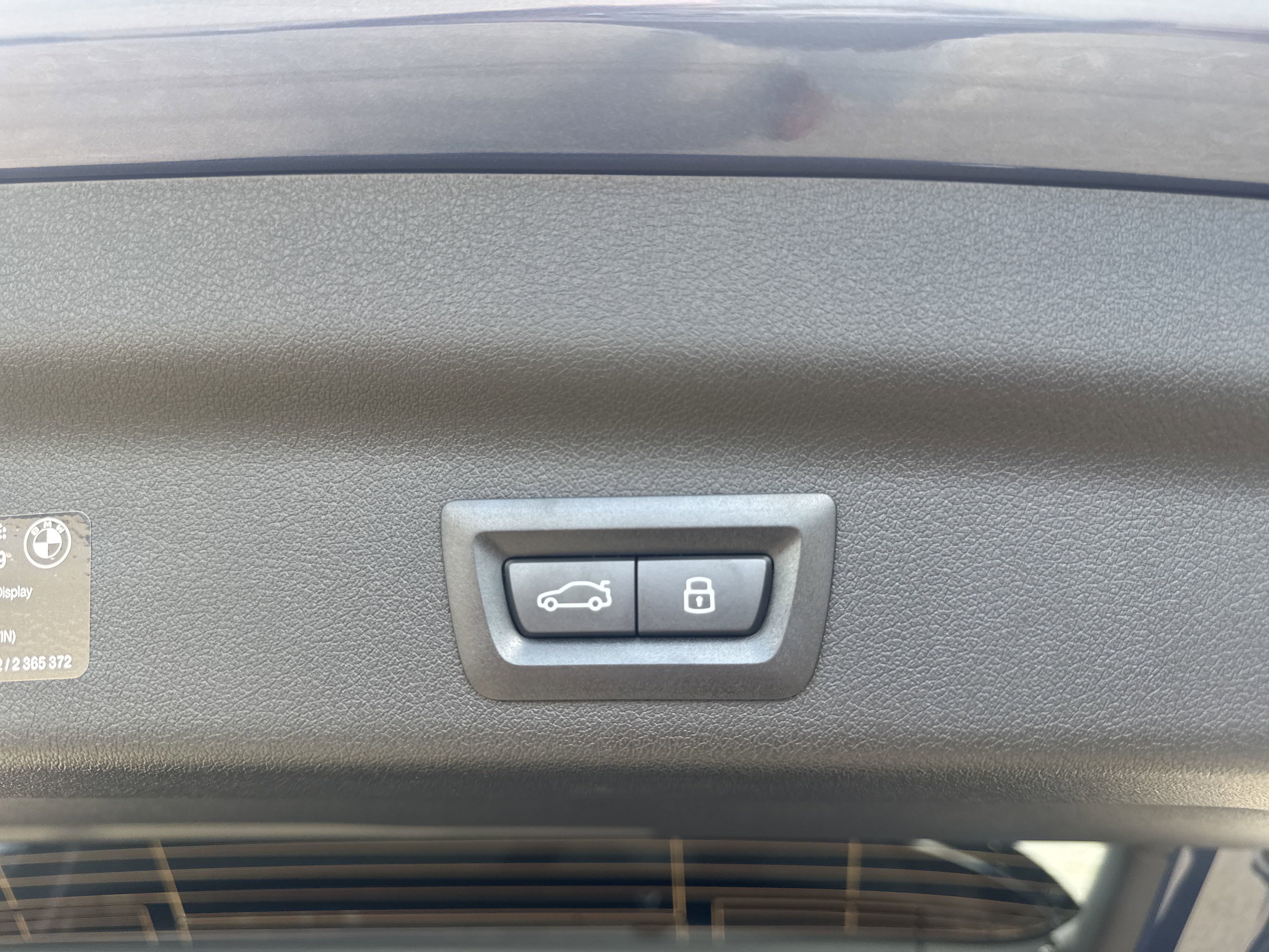 2025 BMW X1 28i - Photo 25