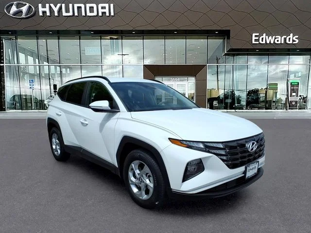 Certified Used 2023 White Hyundai SEL image 3
